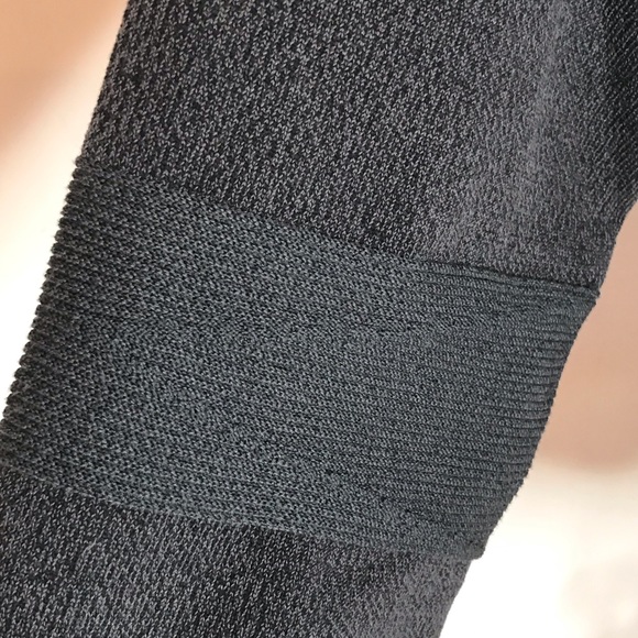 Oakley Radskin Shell Quick Dry Hooded Jacket, Gray, Large - Picture 10 of 15